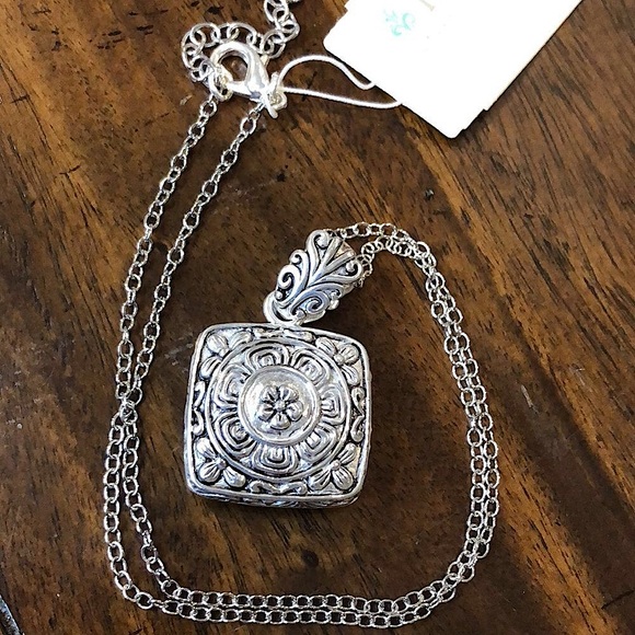 BARSE Red Garnet Cabochon and Silver Filigree Reversible Pendant NWT - Picture 6 of 7